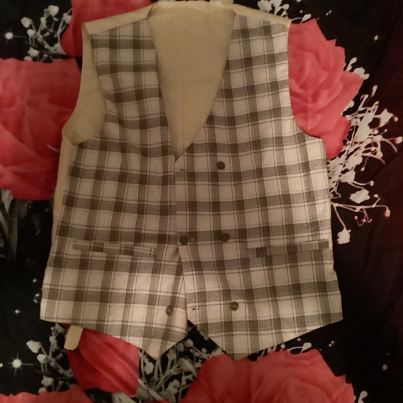 3-piece suit with a brown and cream plaid pattern. - Picture 3 of 4